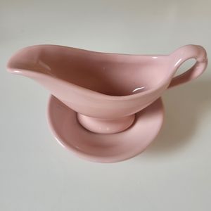 Vintage McNicol Martin Gravy boat